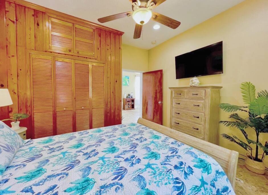 Sailfish Villa Luxury Beachfront Estate Magens Bay Cruz Bay 외부 사진