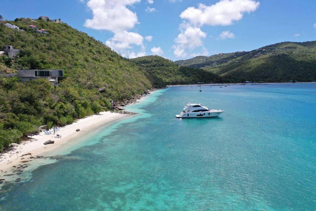 Sailfish Villa Luxury Beachfront Estate Magens Bay Cruz Bay 외부 사진