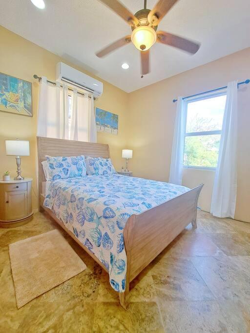 Sailfish Villa Luxury Beachfront Estate Magens Bay Cruz Bay 외부 사진