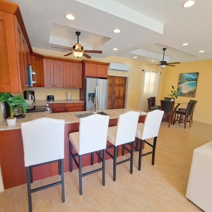 Sailfish Villa Luxury Beachfront Estate Magens Bay Cruz Bay 외부 사진