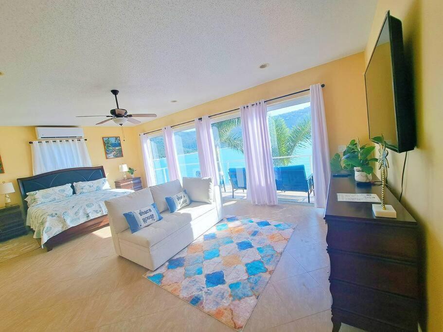 Sailfish Villa Luxury Beachfront Estate Magens Bay Cruz Bay 외부 사진