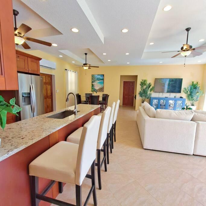 Sailfish Villa Luxury Beachfront Estate Magens Bay Cruz Bay 외부 사진
